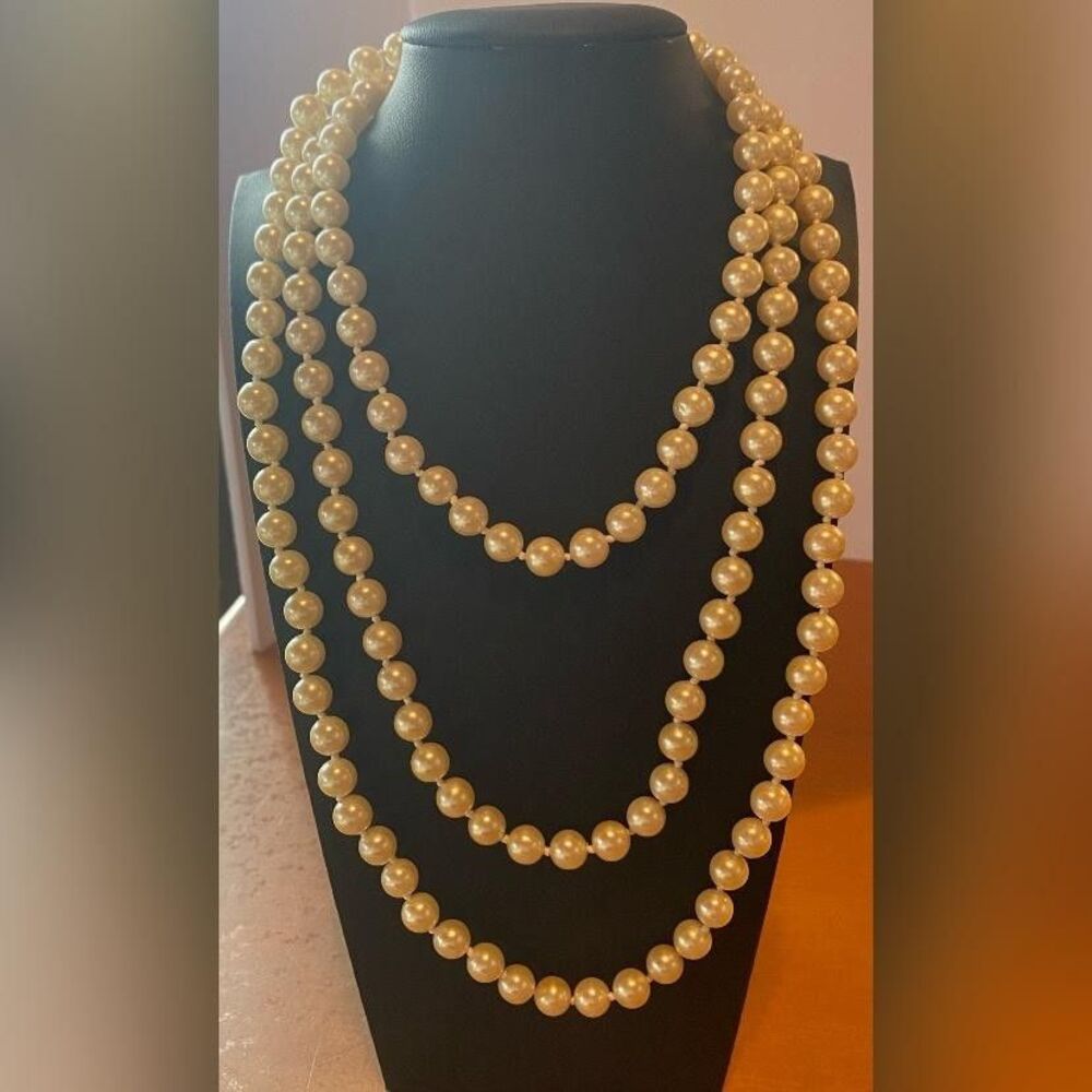 Avon Faux Pearl Beaded Necklace White Strand Hook Clasp Women’s 52” Opera Formal